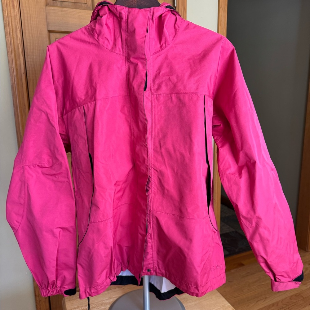 LL Bean Vibrant Pink Hooded Rain Jacket